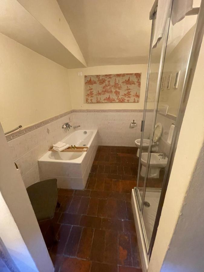 루카 La Boheme B&B 외부 사진