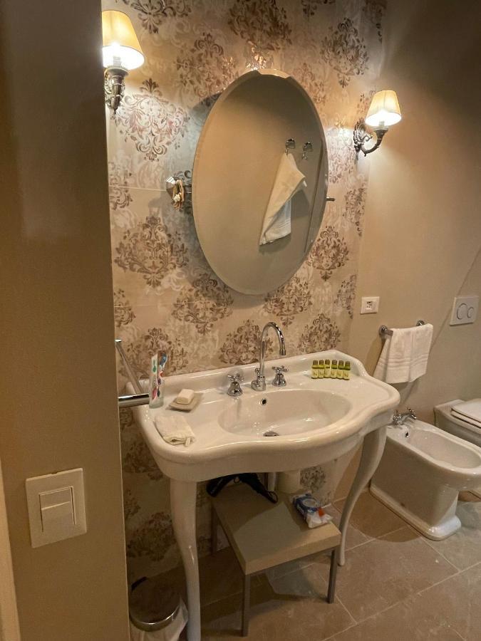 루카 La Boheme B&B 외부 사진