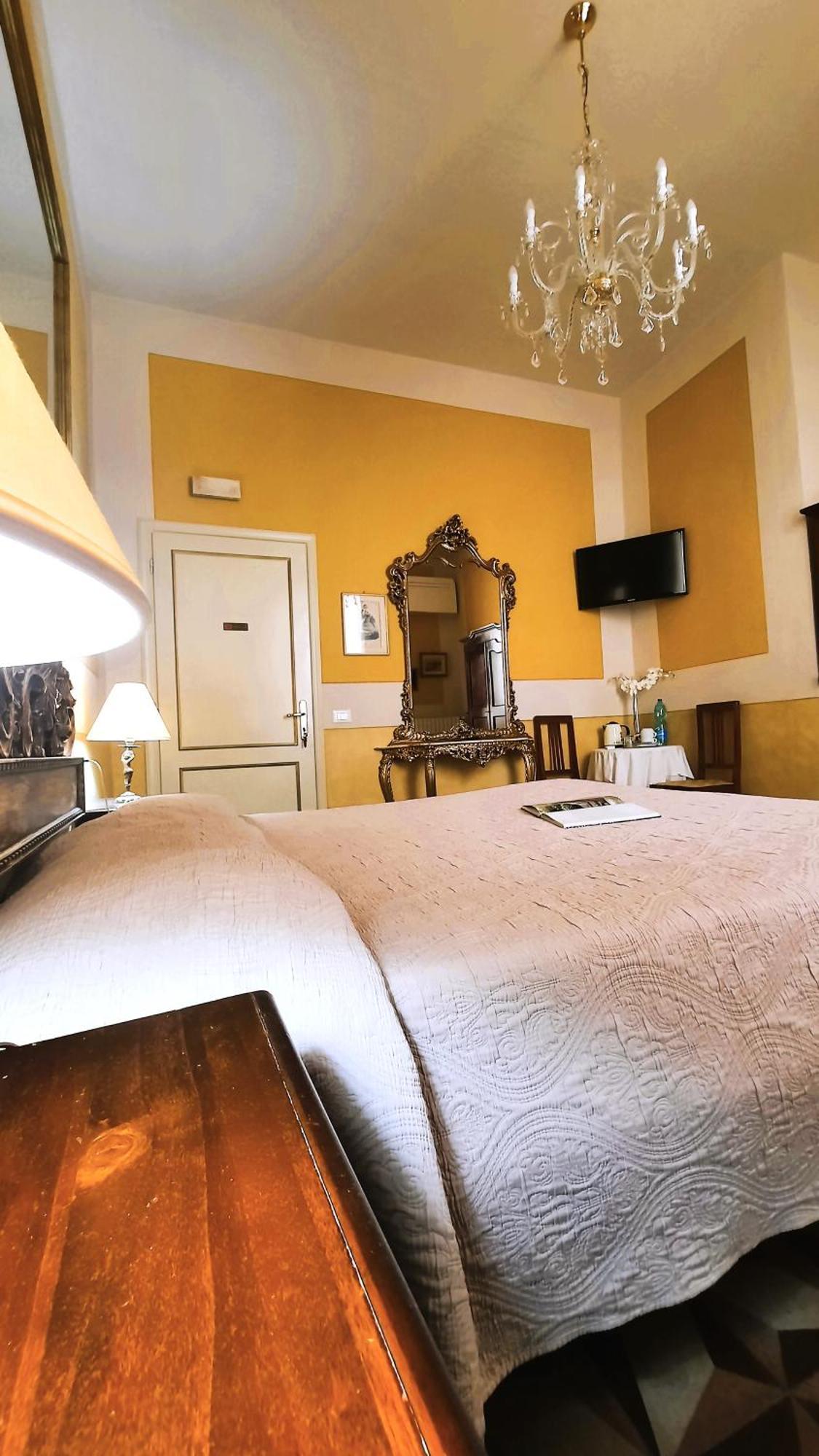 루카 La Boheme B&B 외부 사진