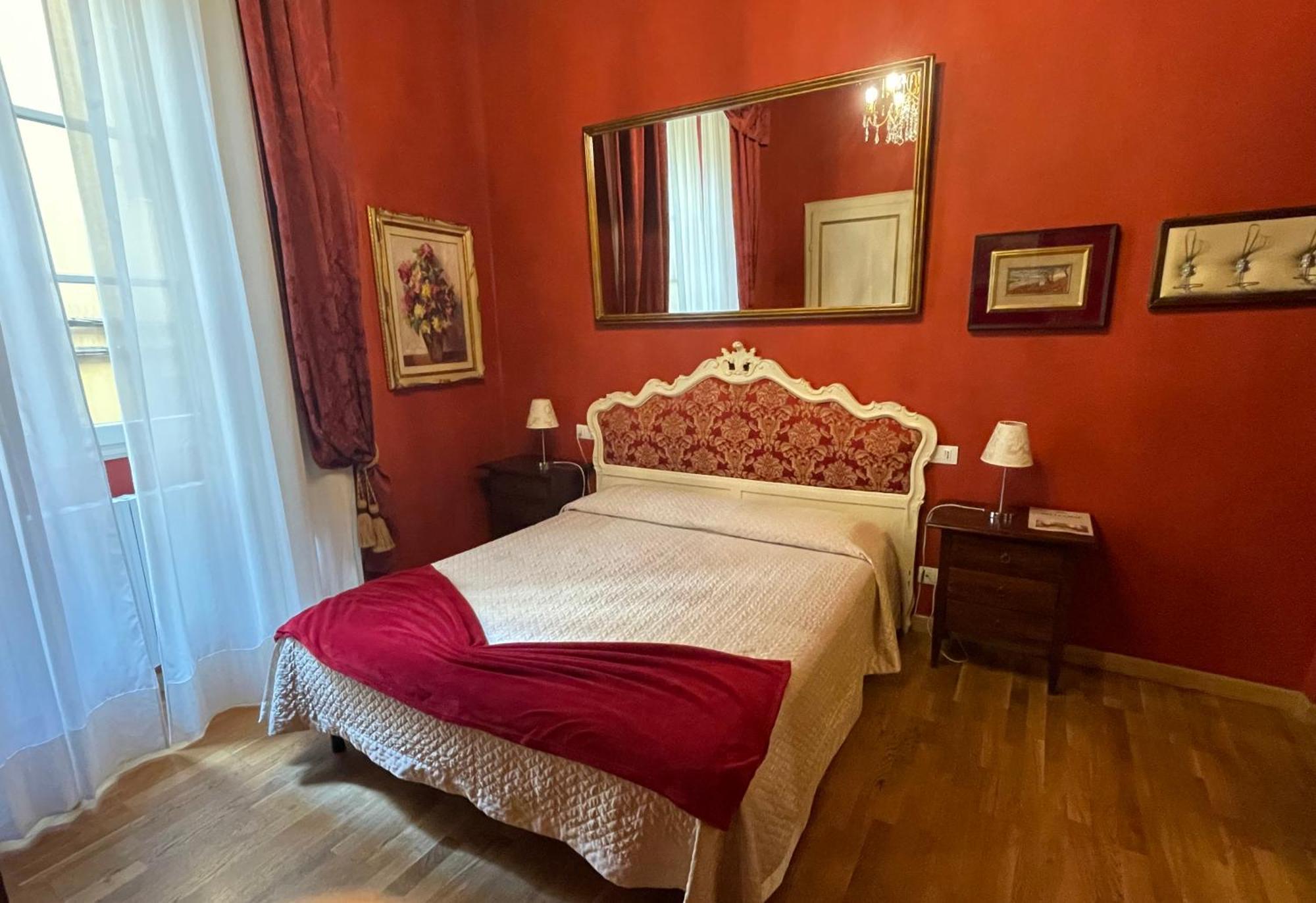 루카 La Boheme B&B 외부 사진