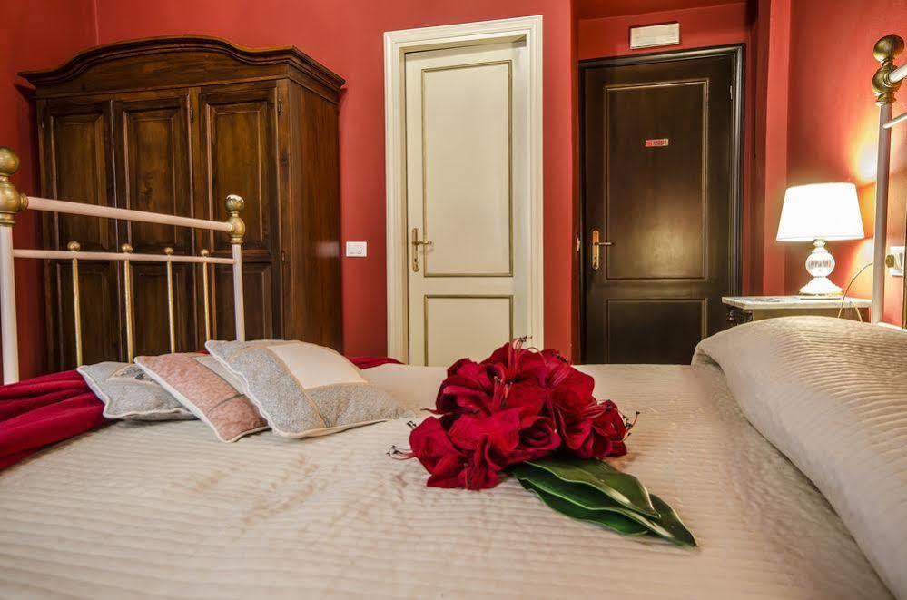 루카 La Boheme B&B 외부 사진