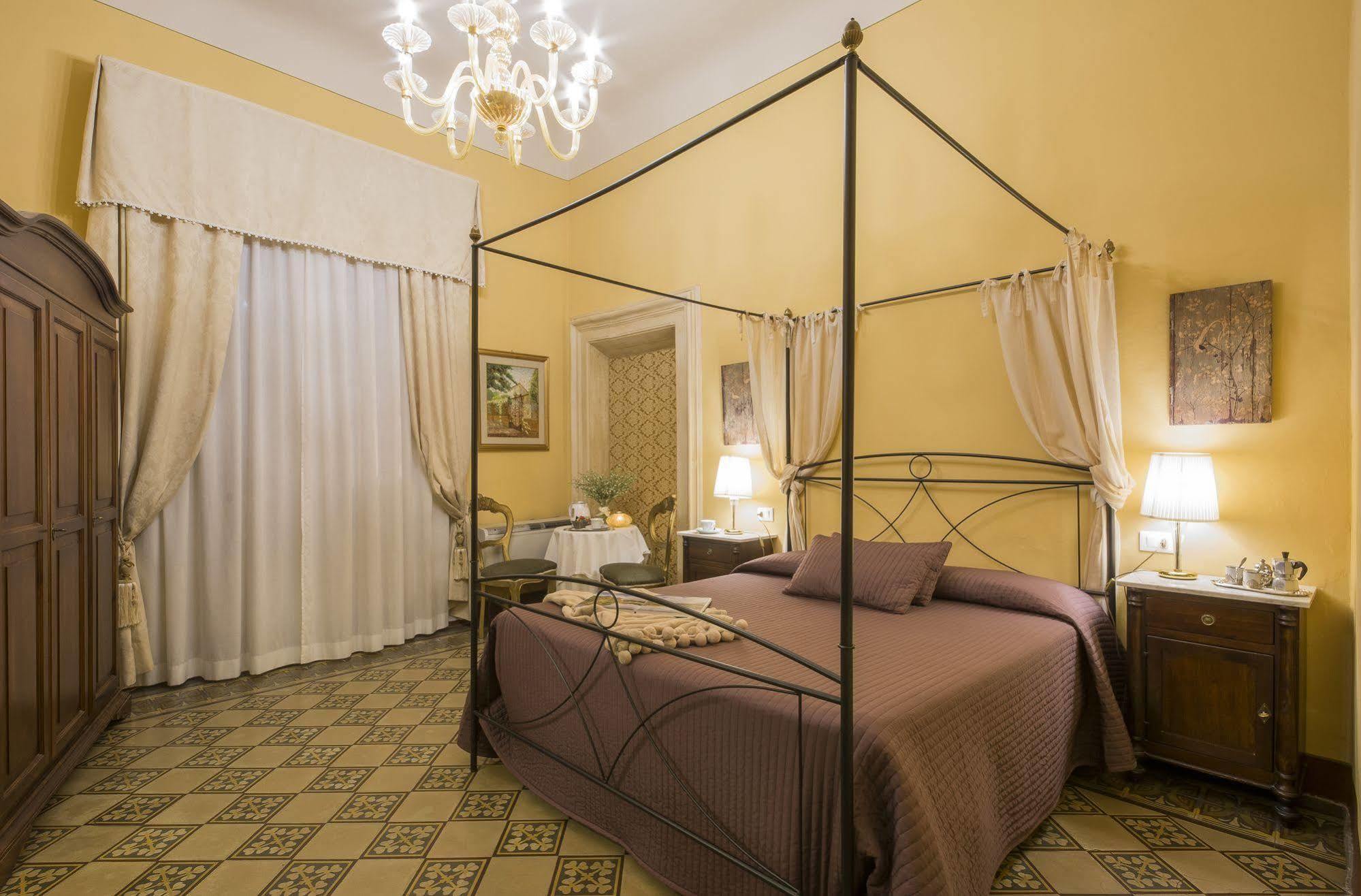 루카 La Boheme B&B 외부 사진